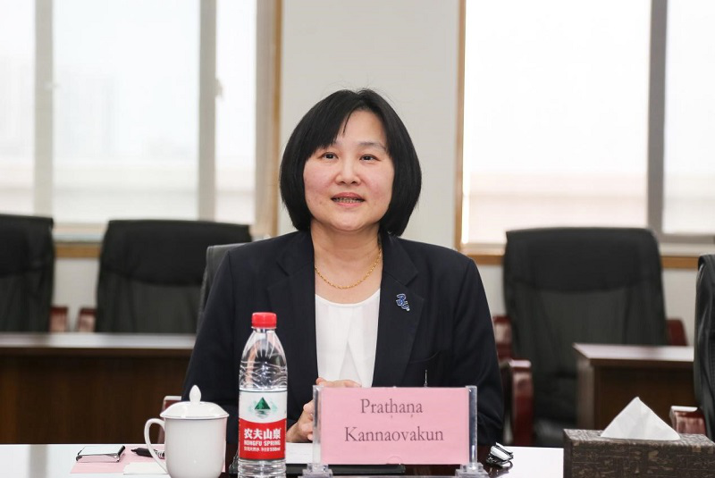 泰国宋卡王子大学（普吉校区）分管教学副校长Prathana Kannaovakun致辞.png