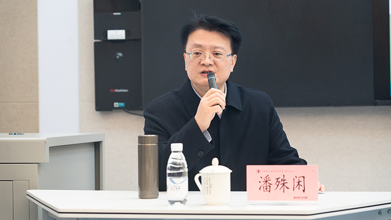 讲座现场照片1.jpg