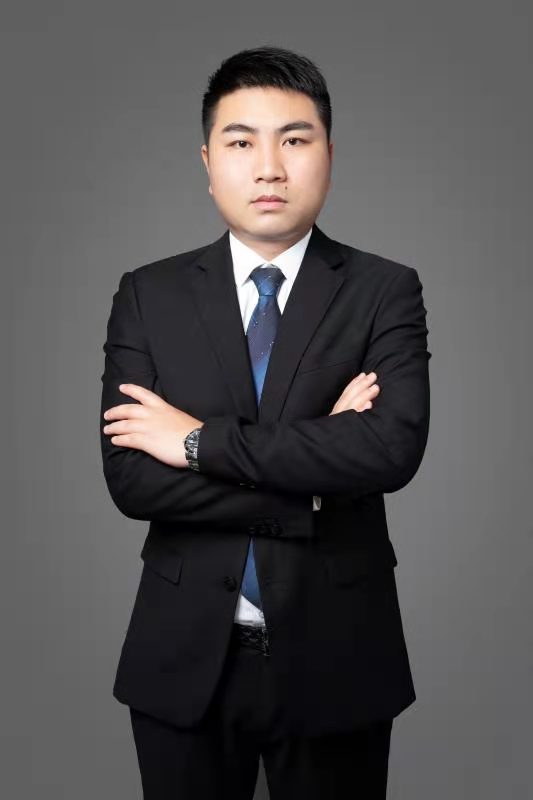 高飞.jpg