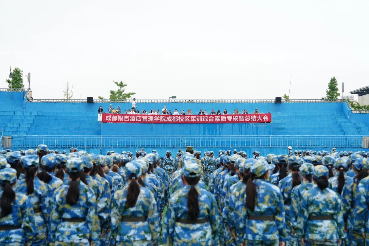 1760340799942008.jpg 9c929f7dff328ce47383c661fc744eb0.jpg