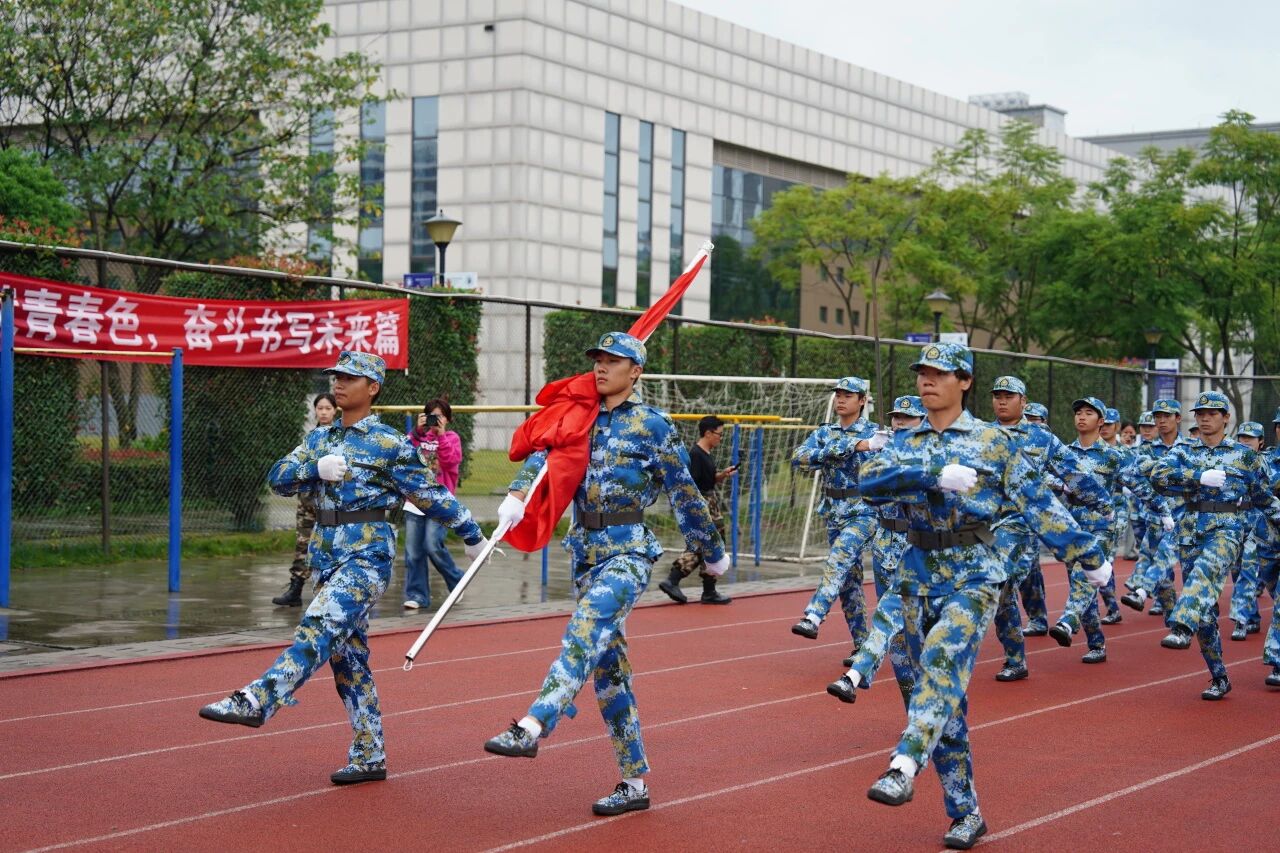 1760340835163305.jpg a52b76671112f0db2a5c6bc1af16e087.jpg