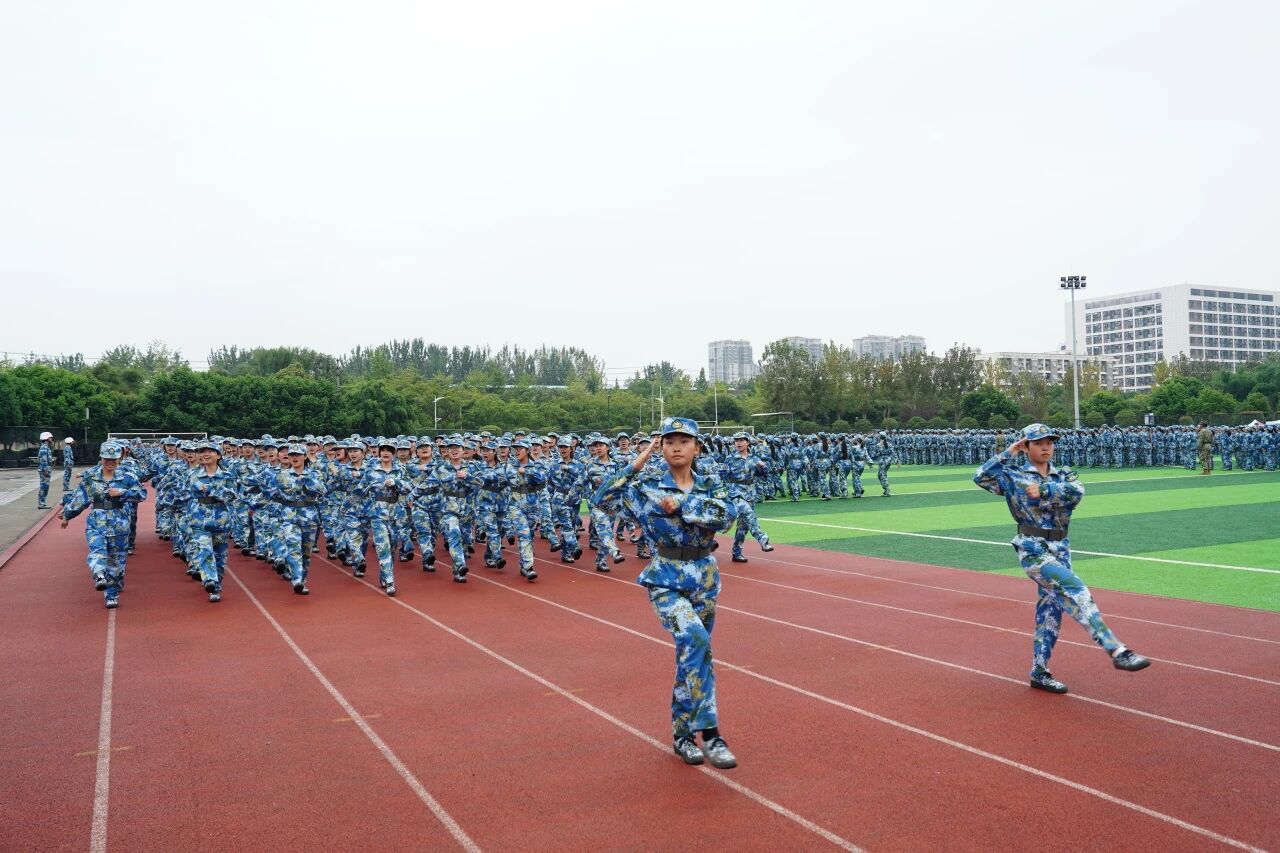 1760340928266194.jpg 4bc4c84a48eb7ff49ef59d8156022aa0.jpg