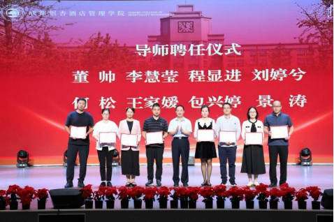 新闻稿-我校“银杏创享·启航未来”2025年创新创业活动月隆重启幕791.png
