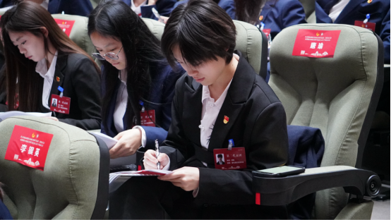 1763711507500373.png 1763711507500373.png