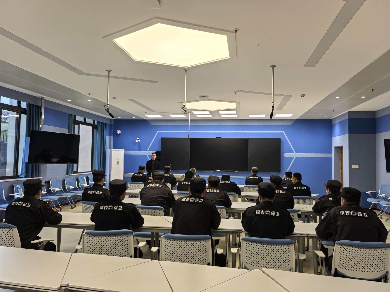 1772167094545901.jpg 1772167094545901.jpg