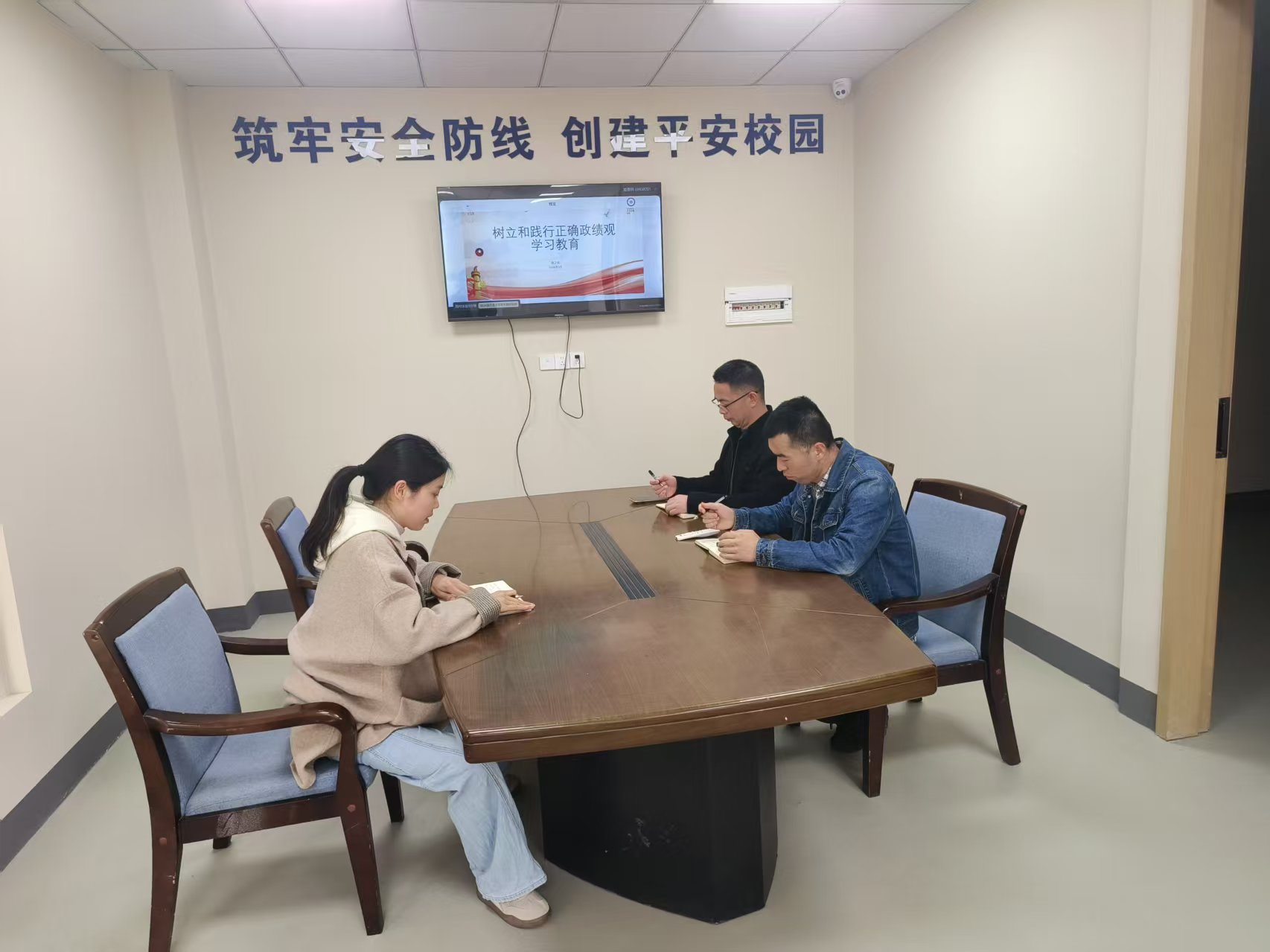 1774246303986503.jpg 1774246303986503.jpg