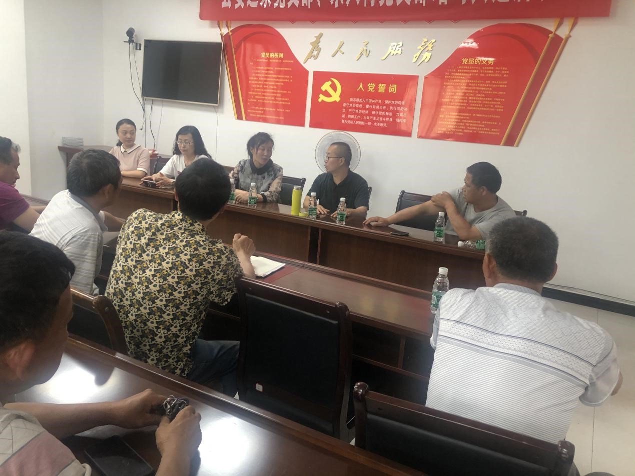 座谈现场.jpg